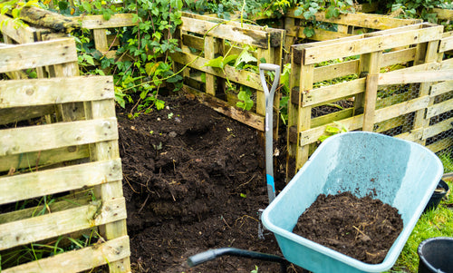 How to Make Compost - The Beginners Guide